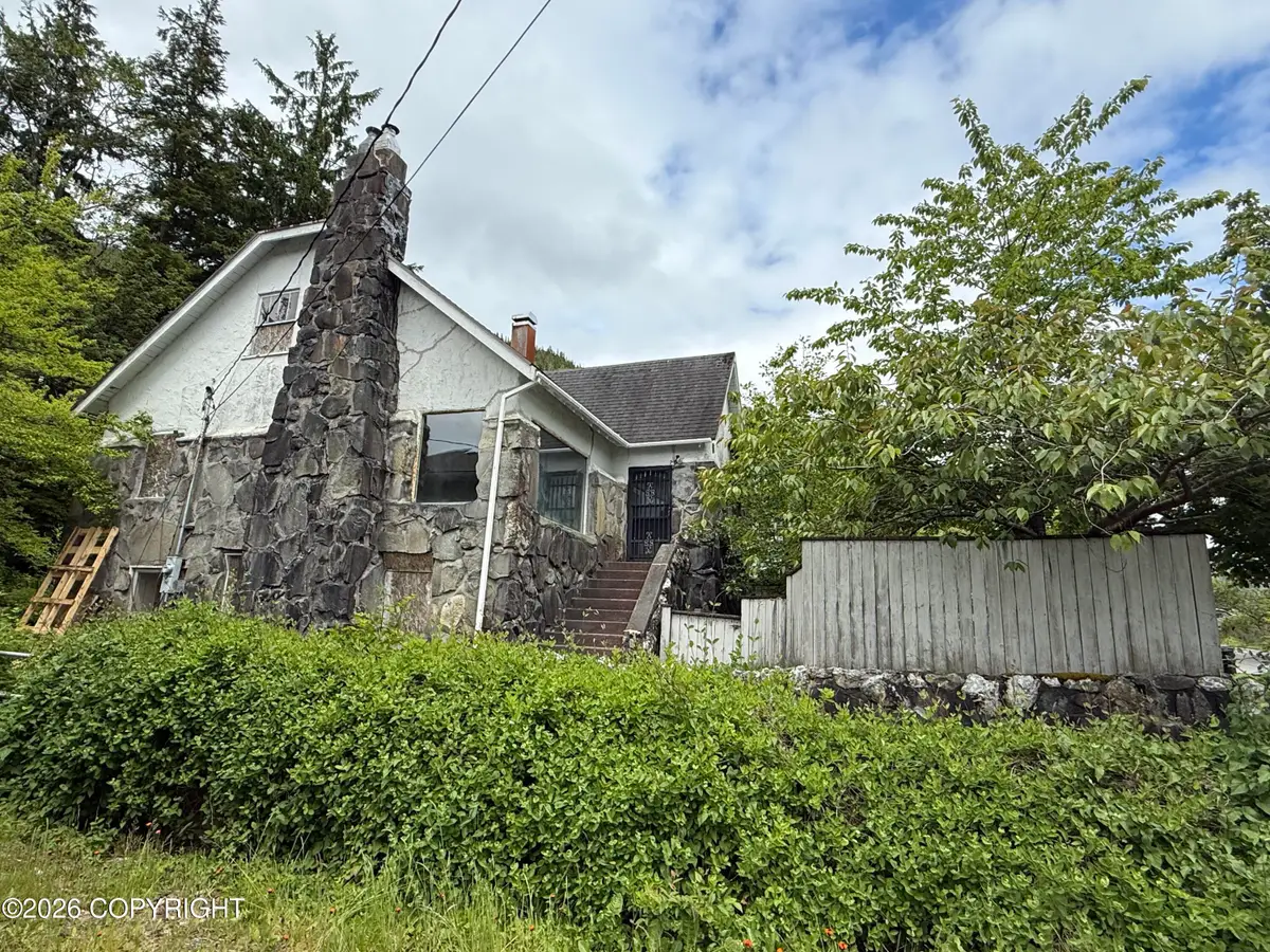 2408 2nd Avenue, Ketchikan, AK 99901 - #1