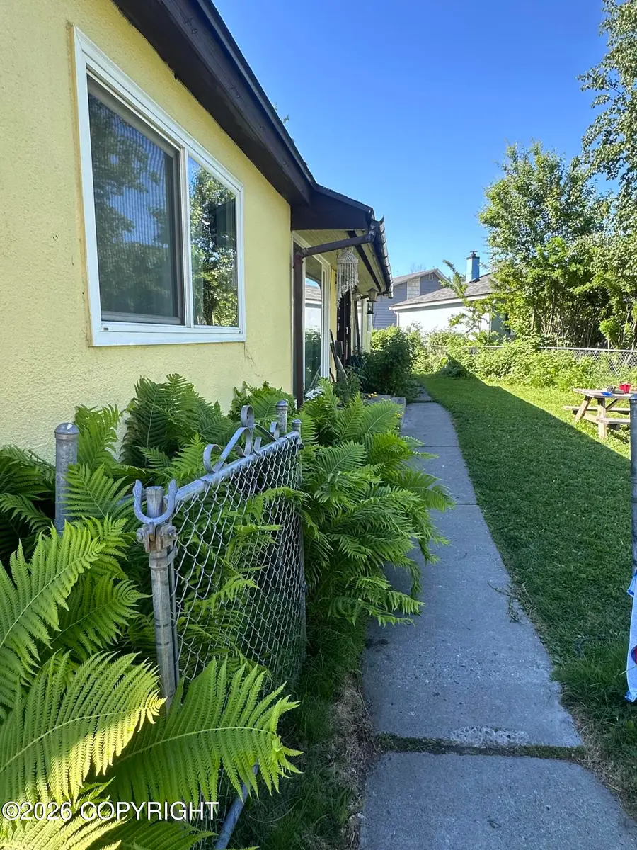 304 Eyak Drive, Anchorage, AK 99501 - #3