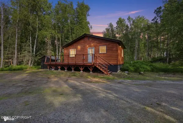 8101 E Gold Bullion Boulevard, Palmer, AK 99645