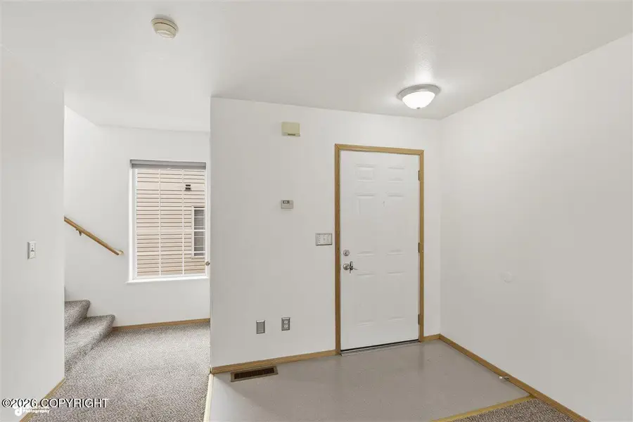 6913 Gold Kings Avenue #C, Anchorage, AK 99504 - #3