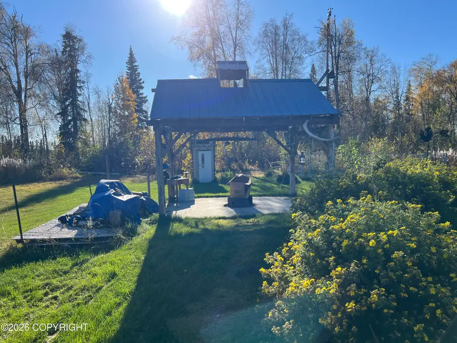 27935 S Oilwell Road, Trapper Creek, AK 99683 - #2