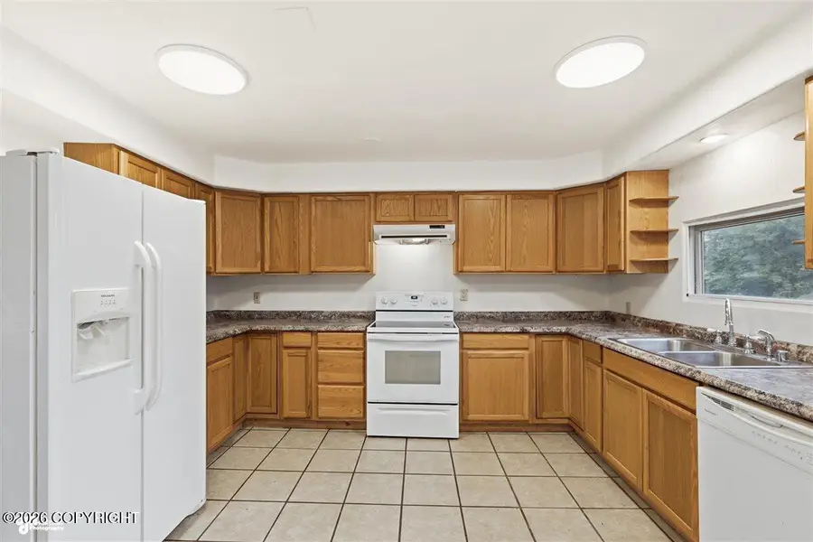 1607 Marten Street, Anchorage, AK 99504 - #3