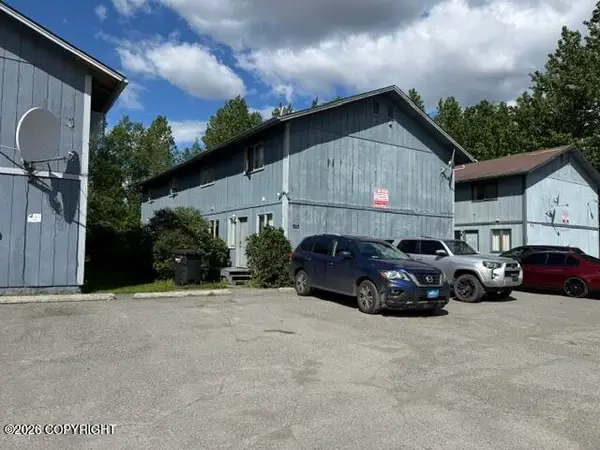 925 E 45th Court, Anchorage, AK 99503