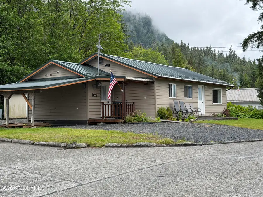 834 Case Avenue, Wrangell, AK 99929 - #2