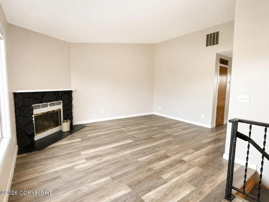 8050 Pioneer Drive #1705, Anchorage, AK 99504 - #2