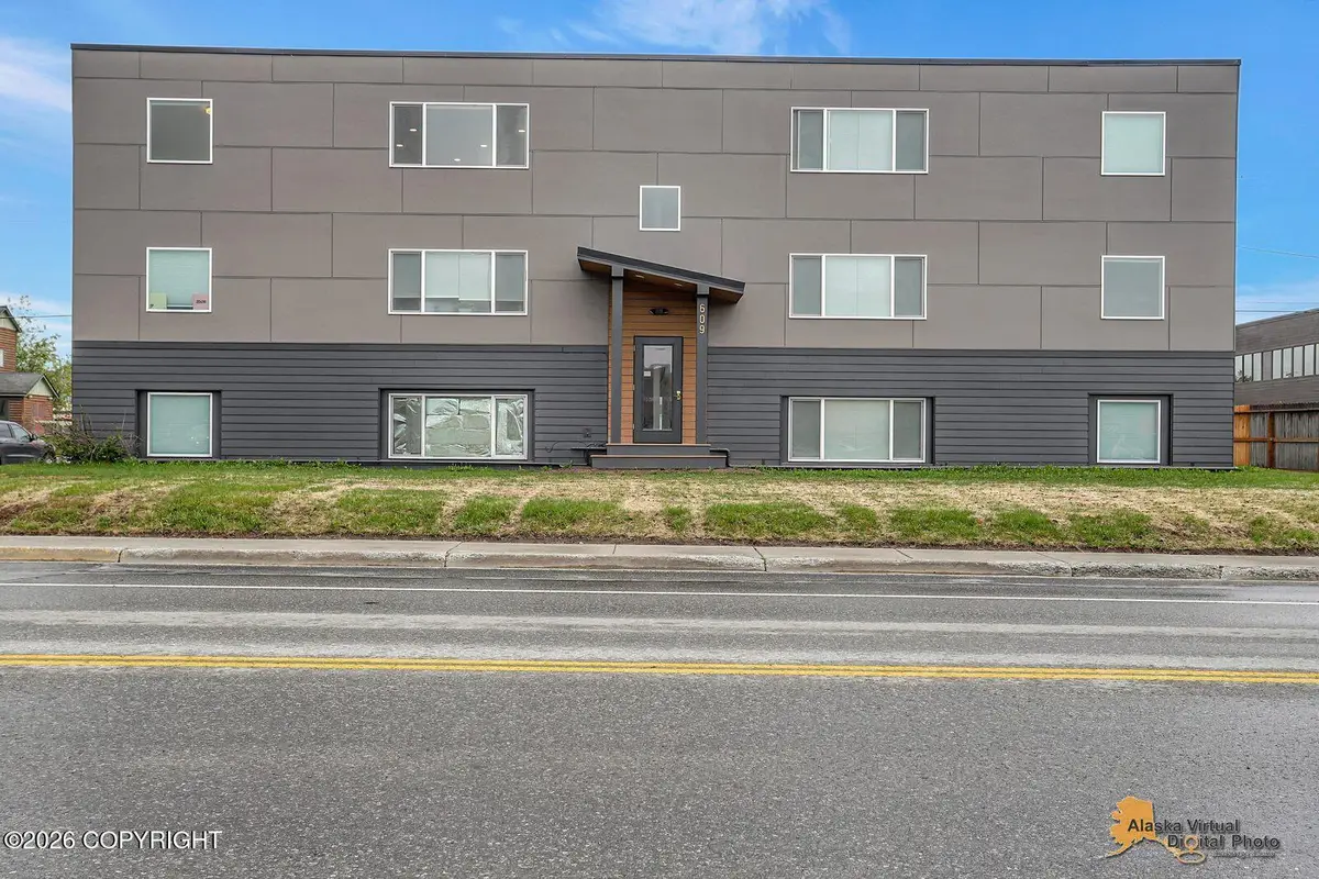 609 S Cobb Street, Palmer, AK 99645 - #1
