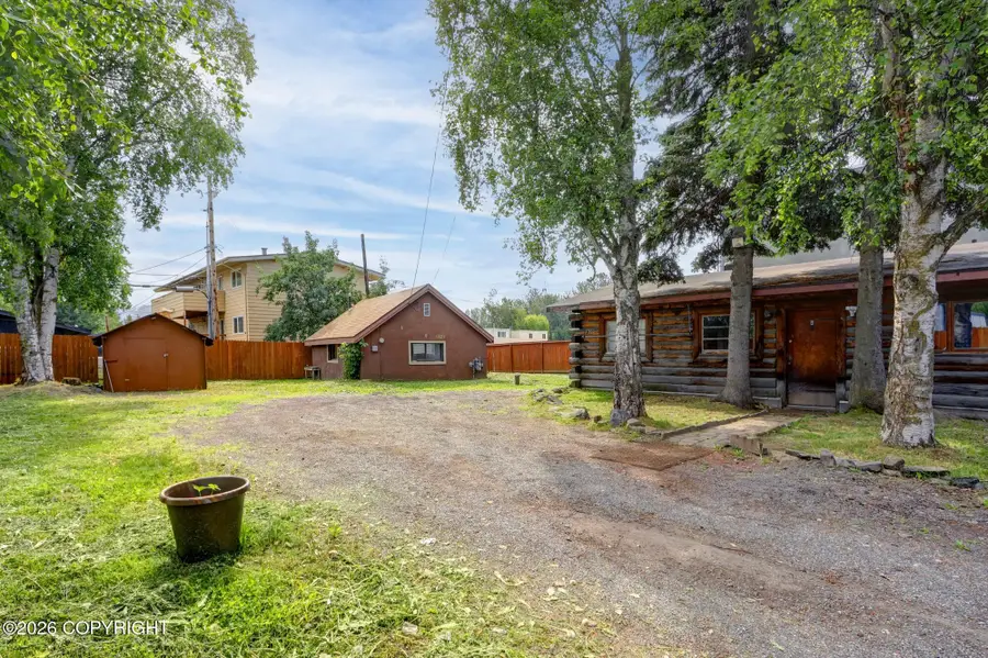 1202 W 35th Avenue, Anchorage, AK 99503 - #3