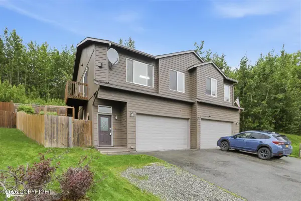 8958 Birch Park Circle, Eagle River, AK 99577