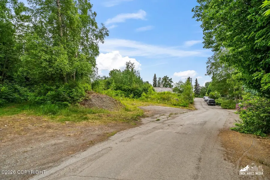 1628 W 10th Avenue, Anchorage, AK 99501 - #3