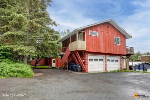 1558 E Street, Anchorage, AK 99501