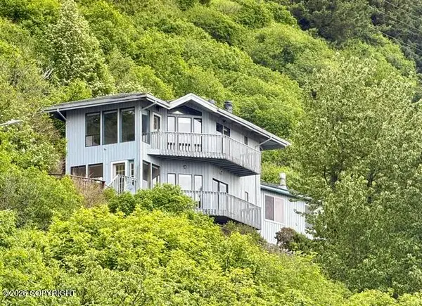 414 Cope Street, Kodiak, AK 99615