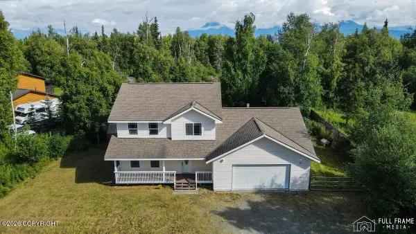 484 E Ravenswood Loop, Wasilla, AK 99654