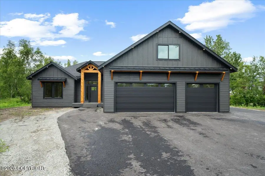 799 W Montana Drive, Palmer, AK 99645 - #3