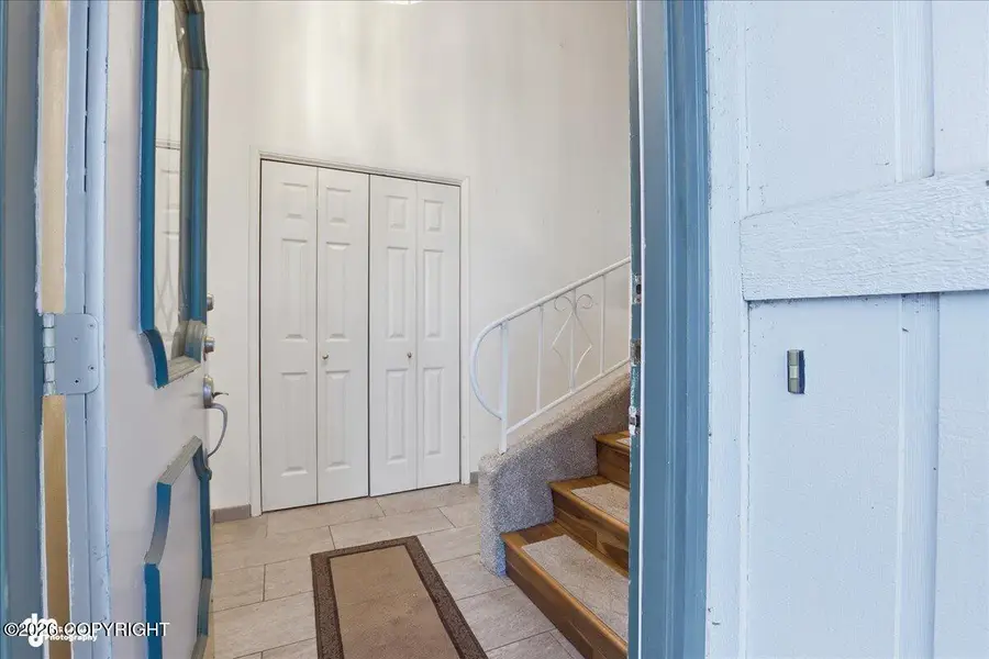 3871 Amber Bay Loop, Anchorage, AK 99515 - Image #2