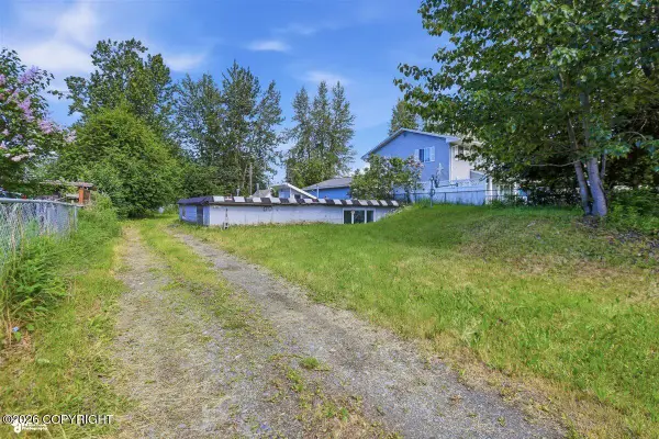 6741 E 12th Avenue, Anchorage, AK 99504