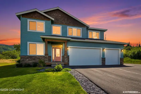 19161 Potter Highlands Drive, Anchorage, AK 99516