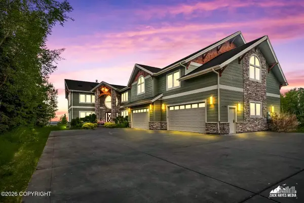 11184 Bluff Creek Circle, Anchorage, AK 99515