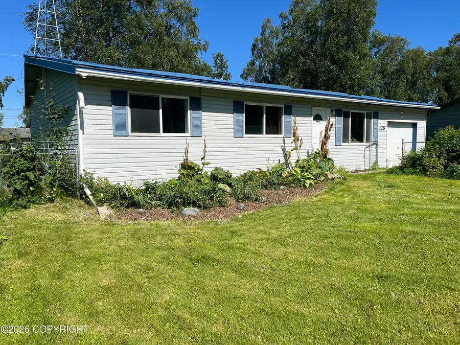 328 W Riverview Avenue, Soldotna, AK 99669 - #3