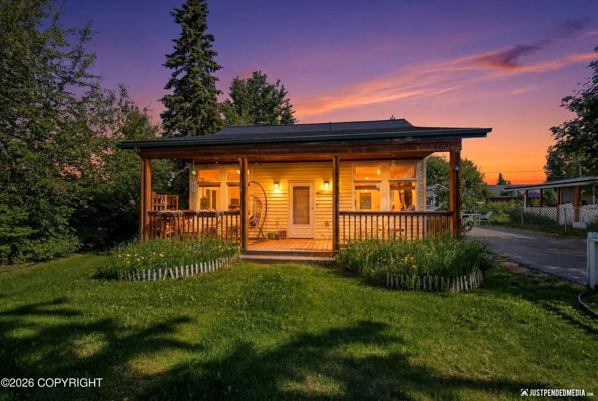 6607 E 12th Avenue, Anchorage, AK 99504 - #1
