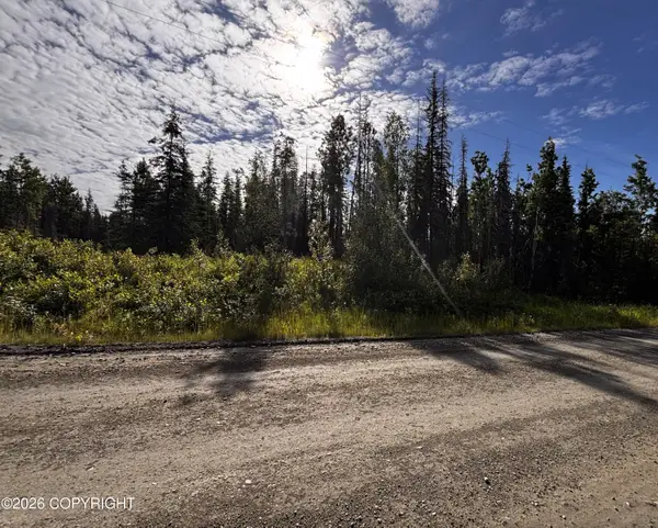 39606 Valley View Road, Sterling, AK 99672