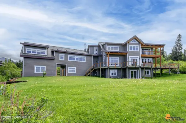 8173 Upper Huffman Road, Anchorage, AK 99516