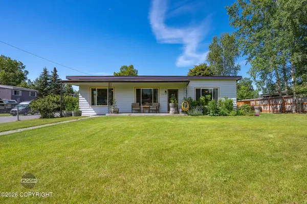 1614 Wolverine Street, Anchorage, AK 99504