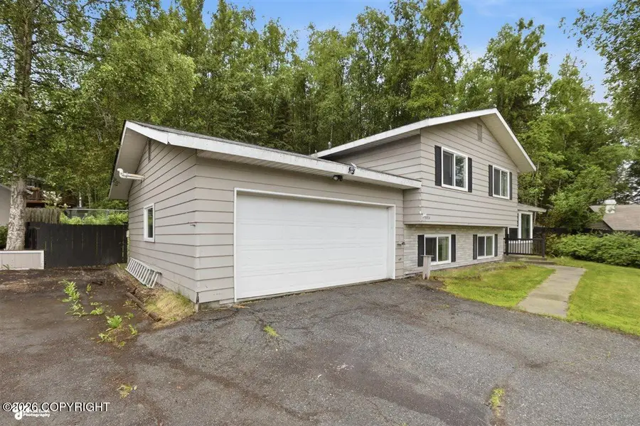 5904 Prosperity Drive, Anchorage, AK 99504 - #2