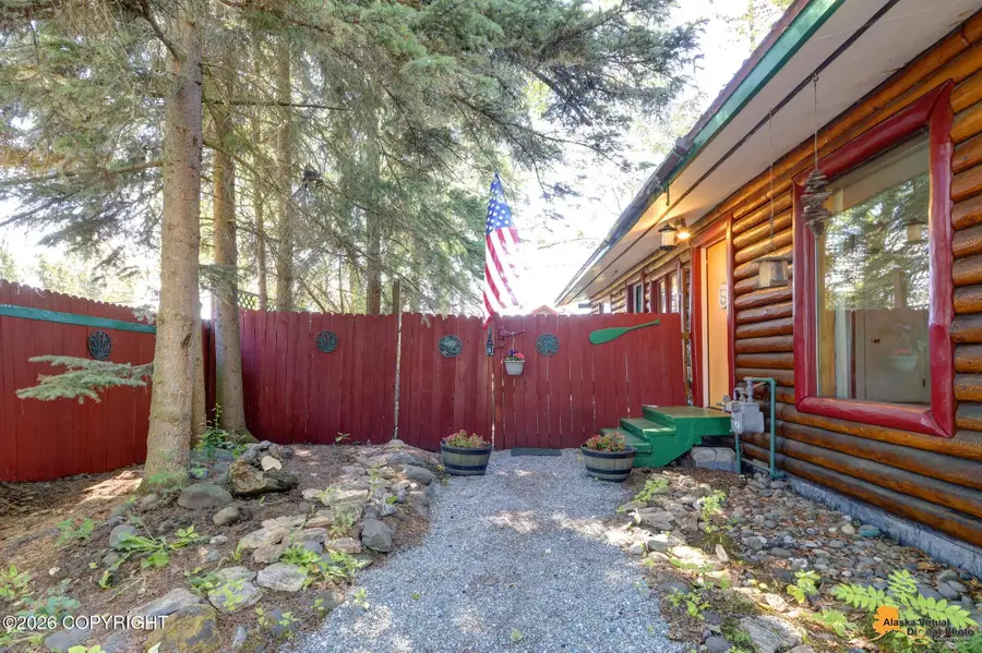 3220 E 40th Avenue, Anchorage, AK 99508 - #3