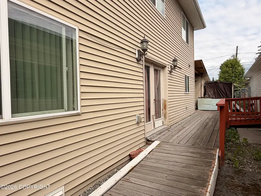 285 Flower Street, Anchorage, AK 99508 - #2
