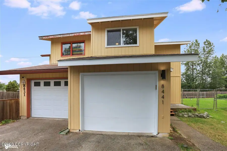 8441 Ragged Top Circle, Anchorage, AK 99504 - #2