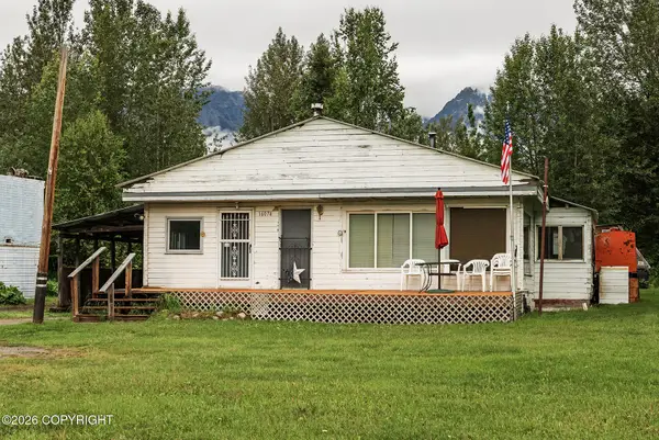 16074 N Glenn Highway, Sutton, AK 99674