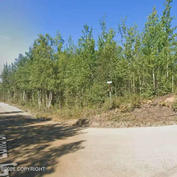 542 S Lazy Lake Drive, Houston, AK 99623