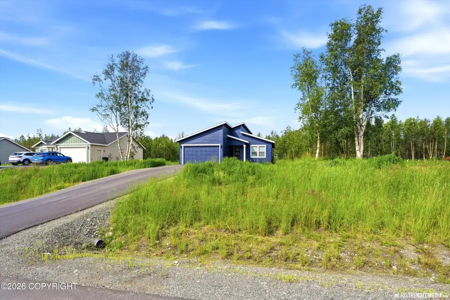 2584 N Midland Avenue, Palmer, AK 99645 - #2