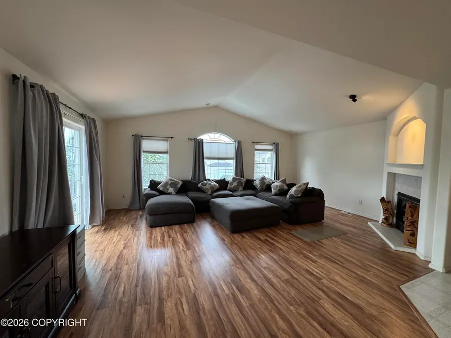 2115 Casey Cusack Loop, Anchorage, AK 99515 - #3
