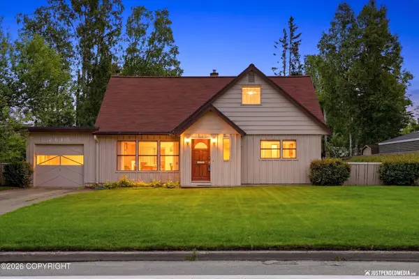 2615 Turnagain Parkway, Anchorage, AK 99517