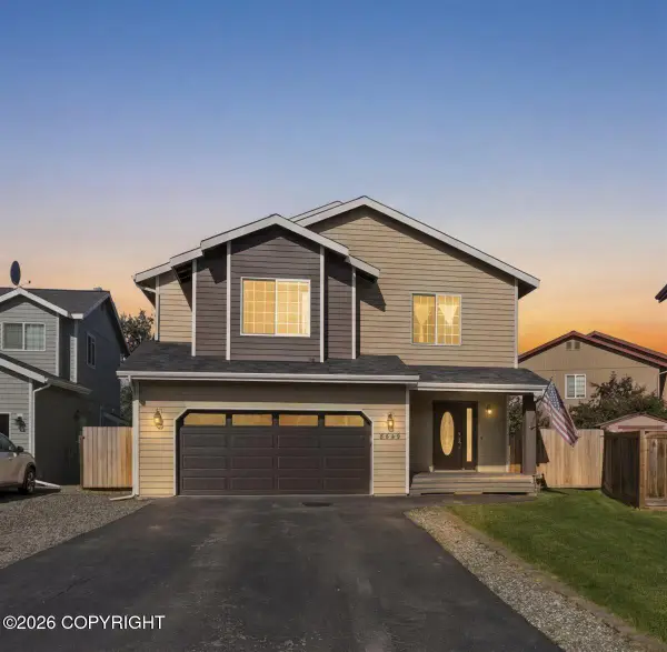 8649 Little Brook Circle, Anchorage, AK 99507