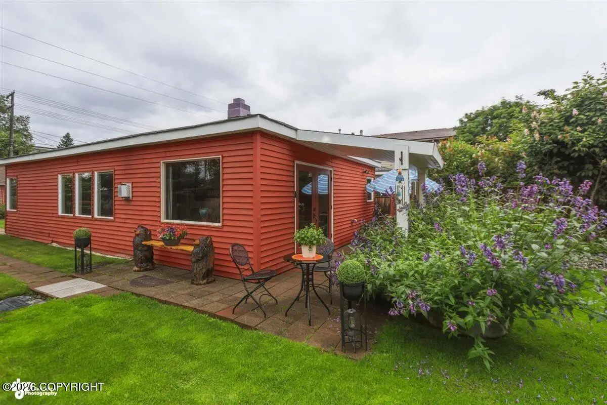 243 W 11th Avenue, Anchorage, AK 99501 - #1