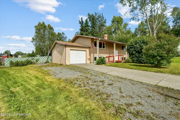 7211 Sanak Circle, Anchorage, AK 99504