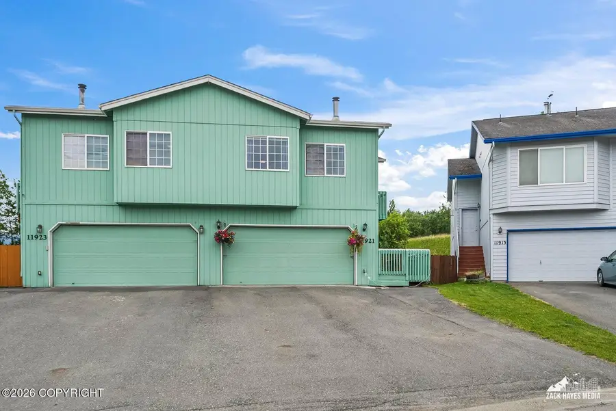11921 Town Park Circle, Eagle River, AK 99577 - #3