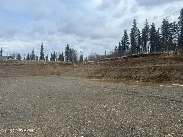4 Gordon Pit Road, Dillingham, AK 99576