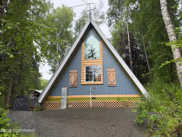 3444 N Meadow Lakes Drive, Wasilla, AK 99623