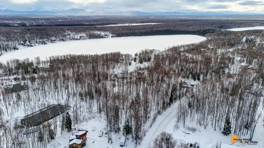 3411 N White Knight Drive, Houston, AK 99623 - #2