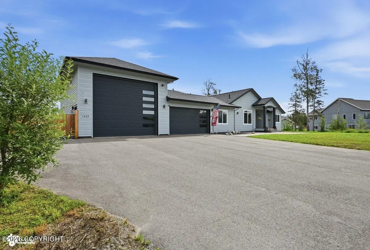 1435 S Andre Circle, Palmer, AK 99645 - #1