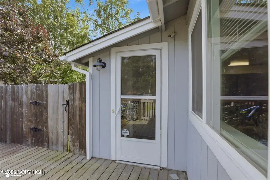 341 Dannilyn Circle, Anchorage, AK 99504 - #3
