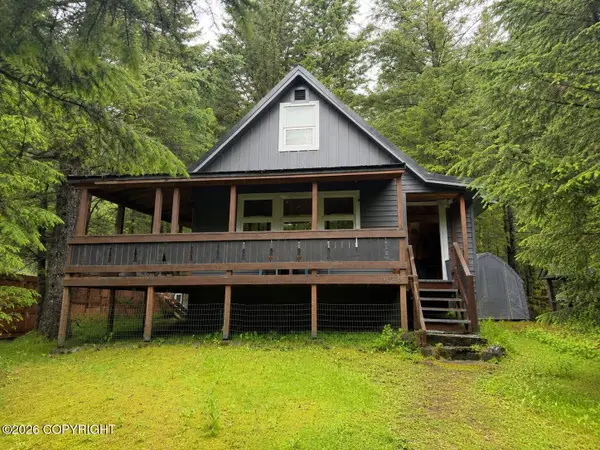 13975 Beach Drive, Seward, AK 99664