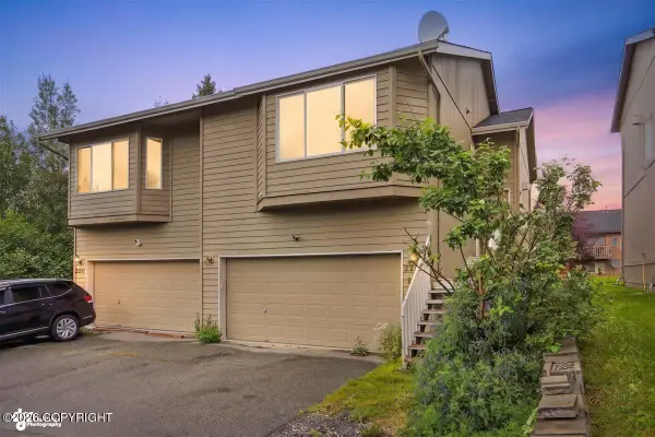 2213 Ridgemont Drive, Anchorage, AK 99507