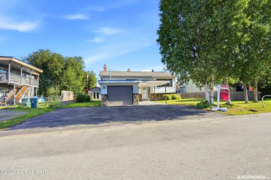 8015 E 3rd Avenue, Anchorage, AK 99504 - #3
