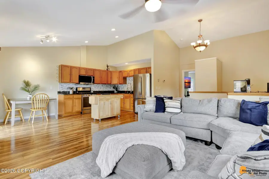 2049 E 73rd Avenue #8, Anchorage, AK 99507 - #2