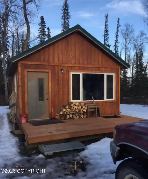 80702 Raven Court, Remote, AK 99000