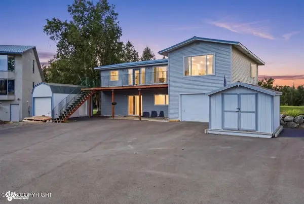 1018 E Lake Shore Avenue, Wasilla, AK 99654